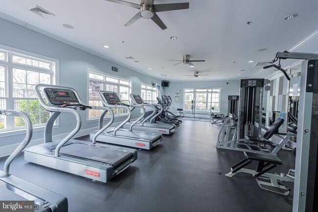 Building Photo - 502 Sunset View Terrace SE