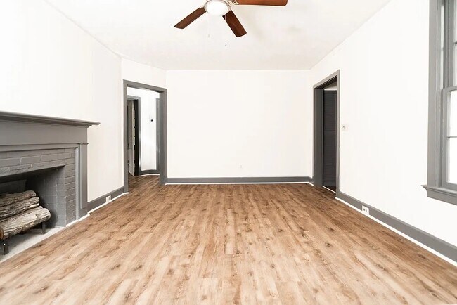 Building Photo - 1405 Hunt Ave
