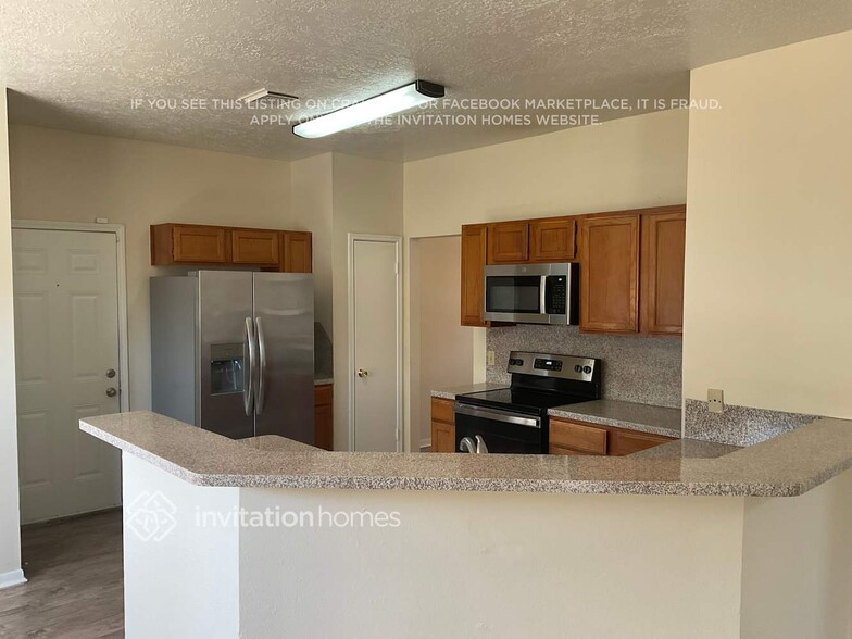 Building Photo - 17515 Glenmark Dr