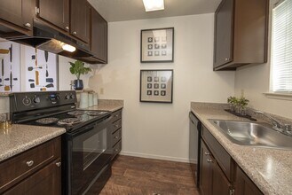 2x2 859 sq. ft. - Pepperwood