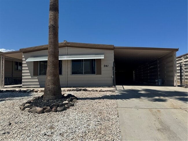 Primary Photo - 941 Citrus St