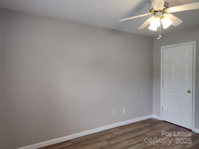Building Photo - 8334 Gossomer Bay Dr