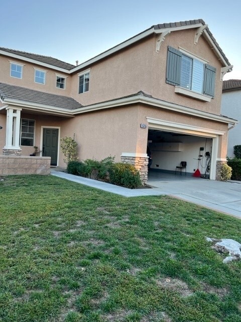 Building Photo - 15755 Roan Rd