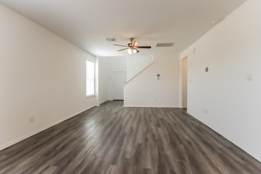 Building Photo - 20975 Endeavor St