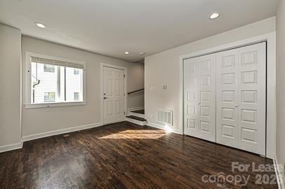 Building Photo - 215 S Gardner Ave