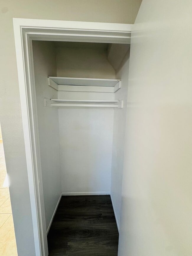 Building Photo - A Bright and Beautiful Place to Call Home