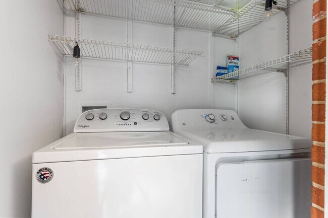 Building Photo - 6522 Baldoon Dr