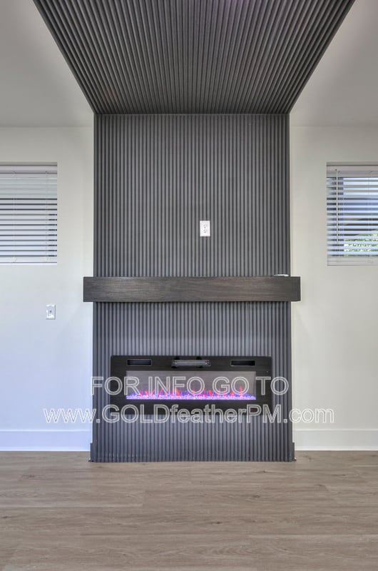 Building Photo - 402 E Trinity Ln