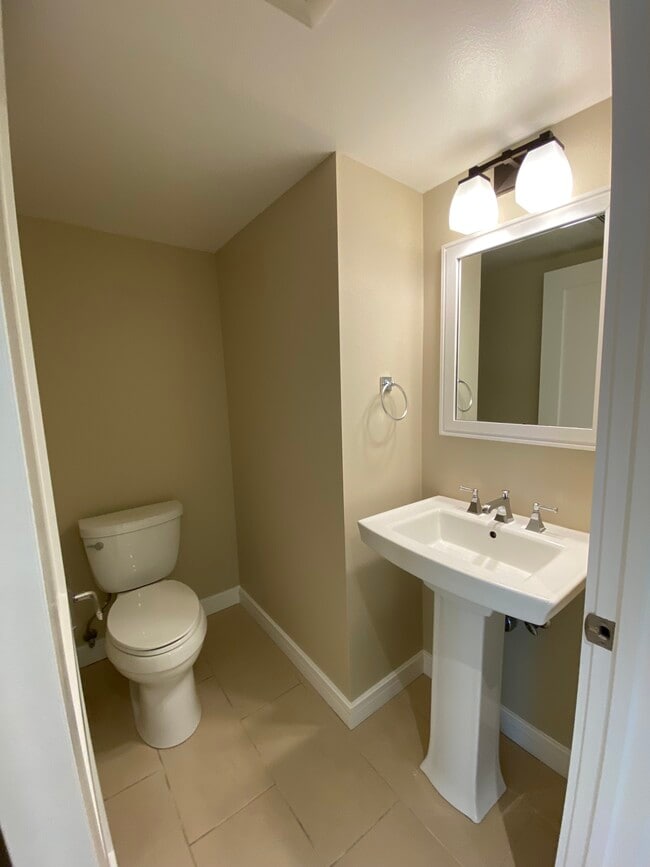 Powder Room - 1804 10th St