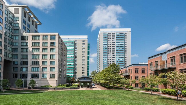 Building Photo - 251 Causeway St