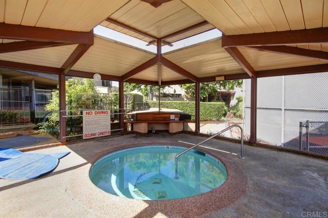 Building Photo - 757 Ocean Surf Dr