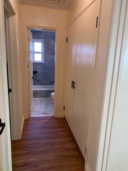 Building Photo - 6842 Kramer St