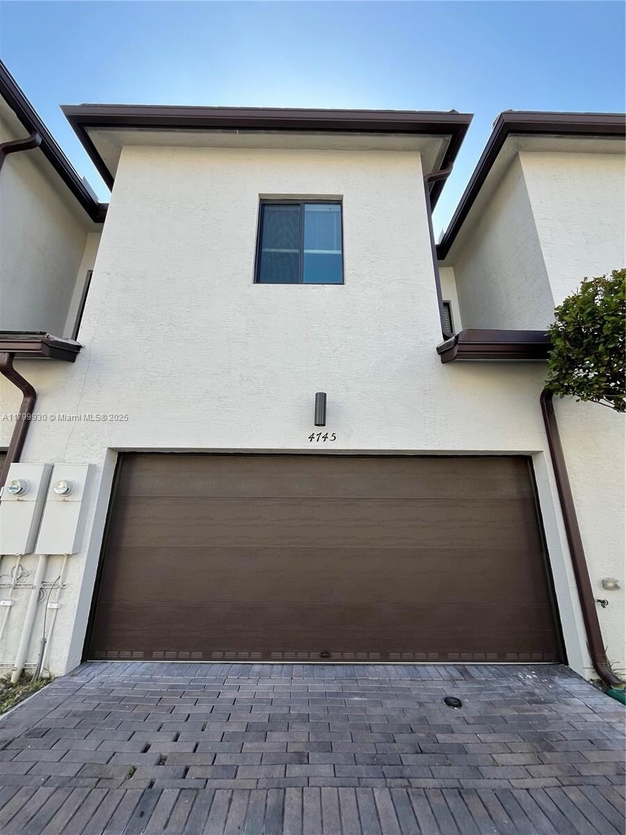Building Photo - 4745 NW 83rd Pky