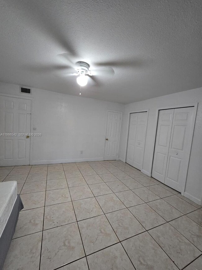 Building Photo - 28021 SW 142nd Ct