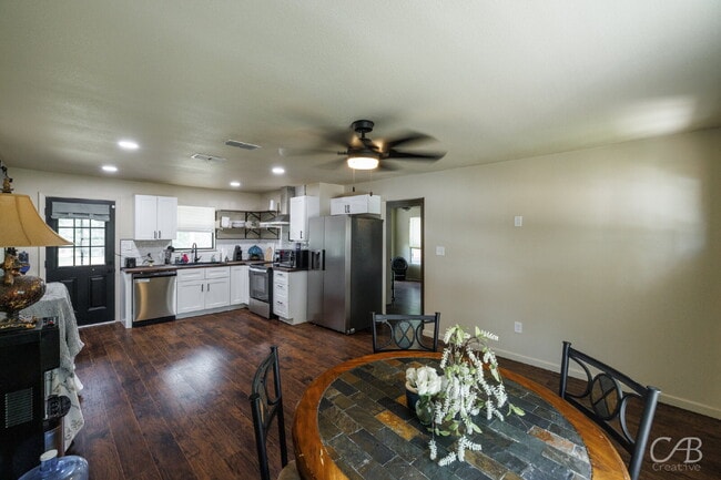 Primary Photo - For Lease