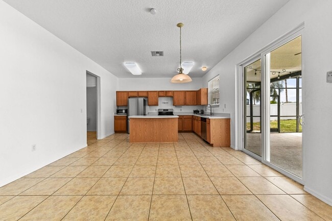 Building Photo - Perfect 4BR two story home with a Pool & Near Disney