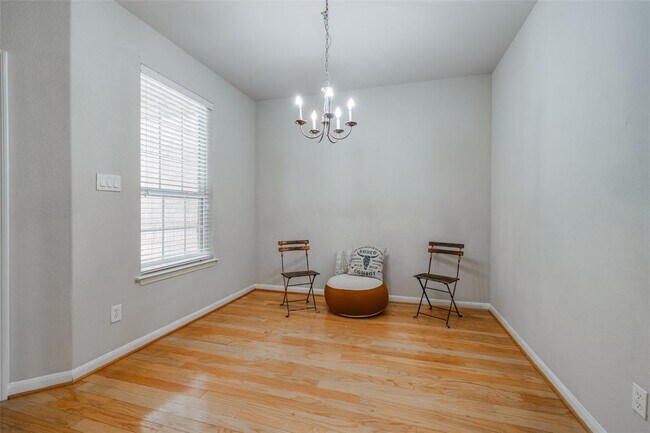 Building Photo - 1142 Glenwood Canyon Ln