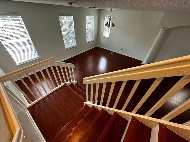 Building Photo - 1350 Chatfield Pl