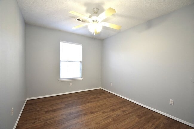 Building Photo - 12 Burnett Cir