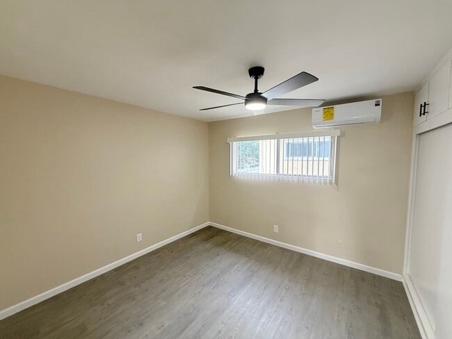 Building Photo - 414 N San Gabriel Ave