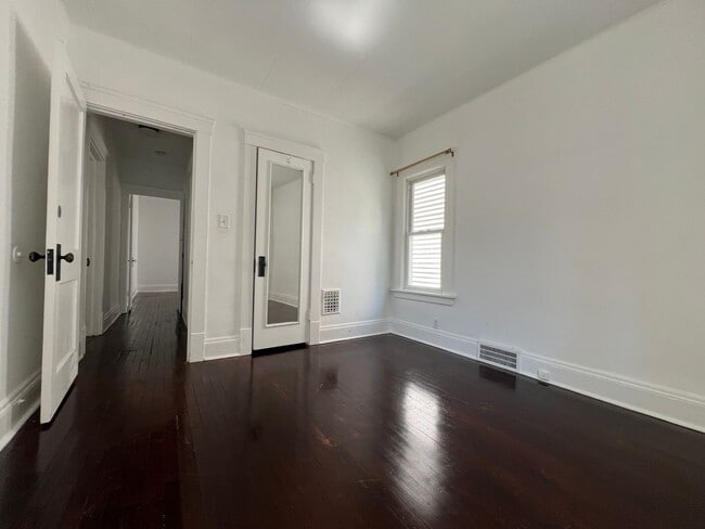 Building Photo - 1285 Cook Ave