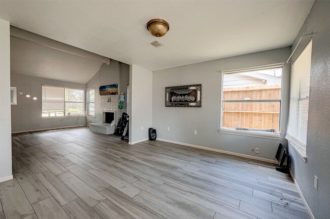 Building Photo - 2226 Gray Hawk Ln