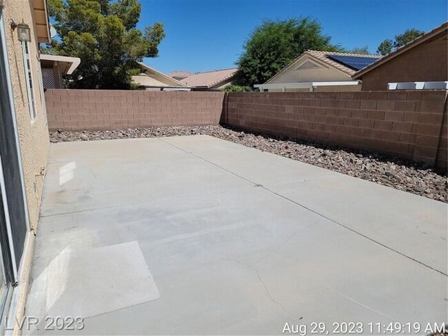 Building Photo - COMING SOON - Ready no later than the beginning of February!