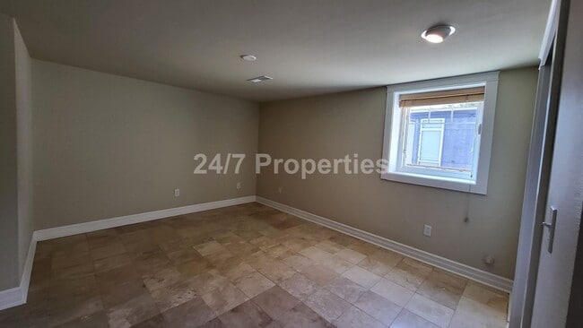 Building Photo - *OPEN HOUSE 6/29* Spacious 4 BD | 3 BA Hom...