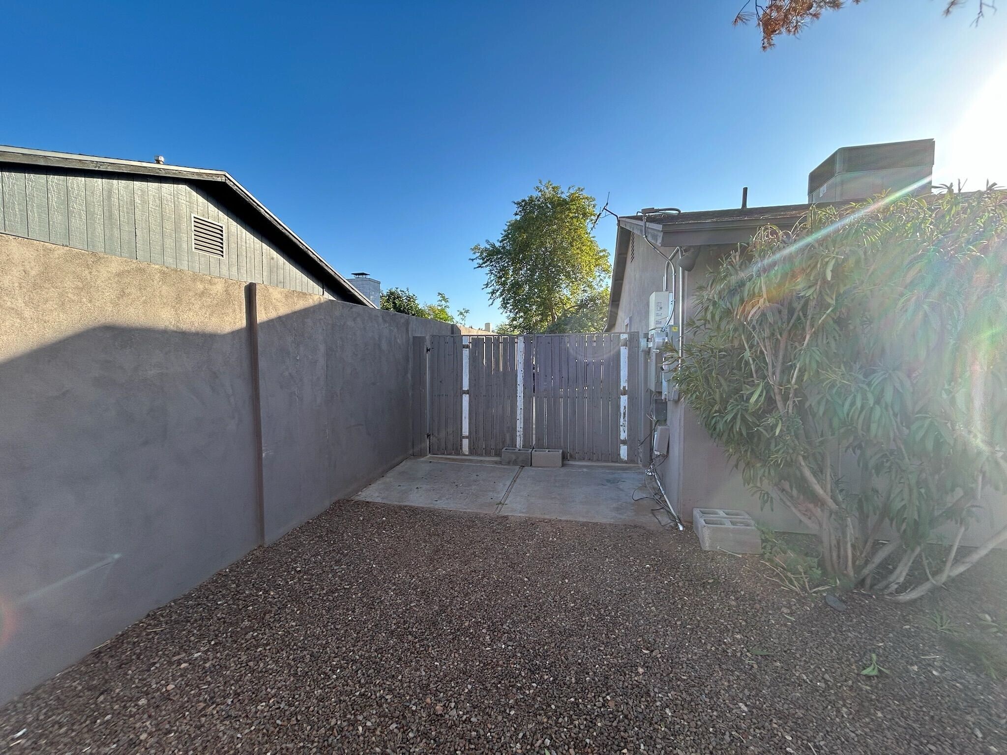 Building Photo - 2933 W Muriel Dr