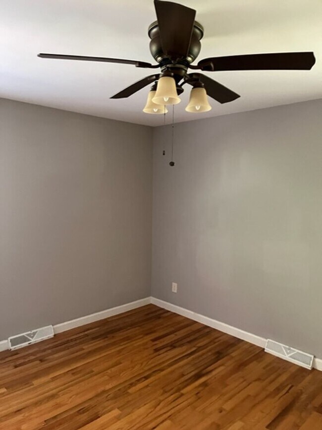 Building Photo - 1502 Lafayette Ct