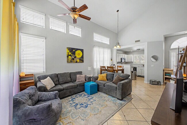 Building Photo - 6730 E Preston St