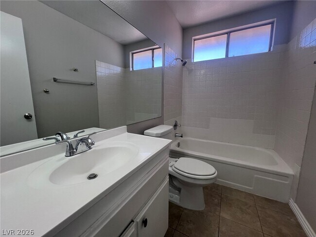Building Photo - 3850 S Spitze Dr