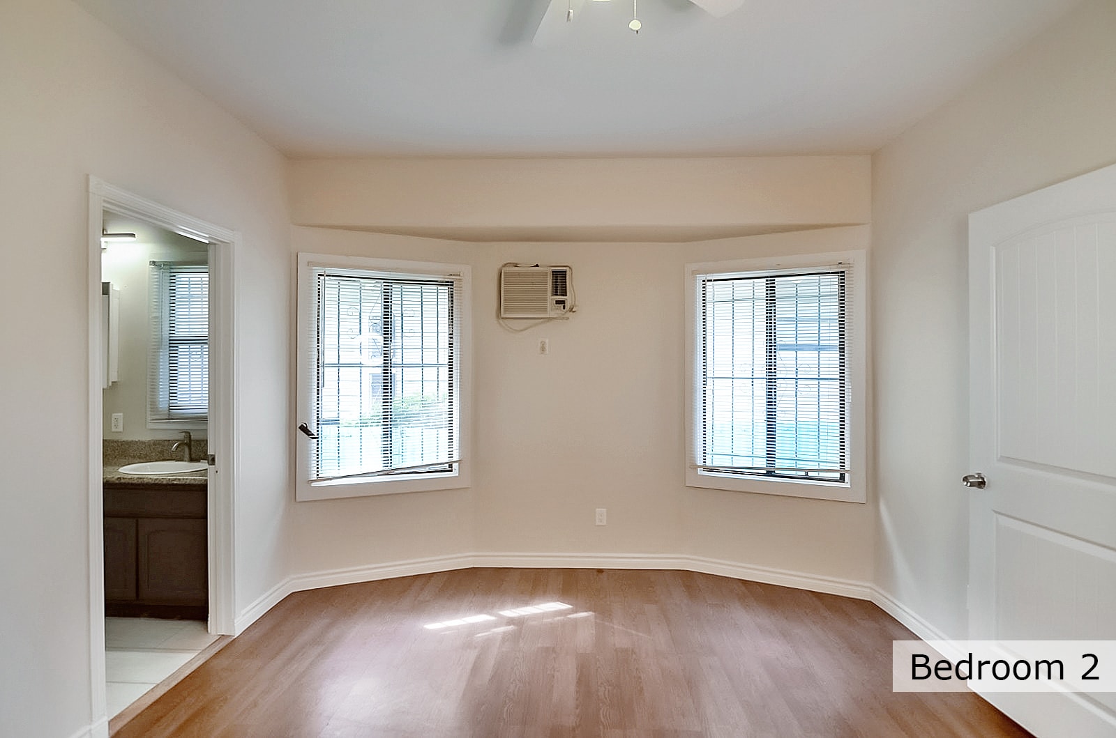 Room 3 - 1234 W 37th Dr