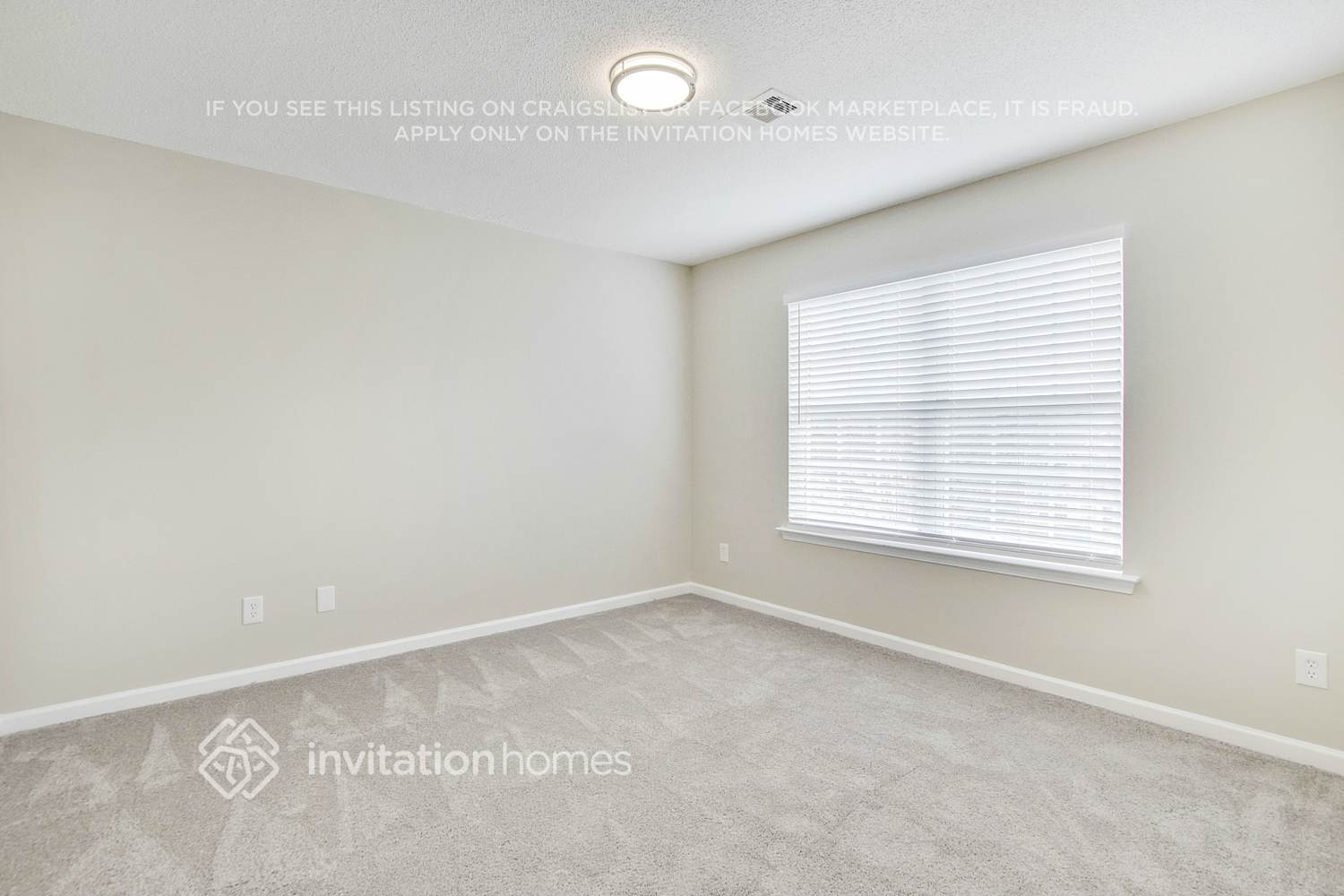 Building Photo - 161 Parkview Ln