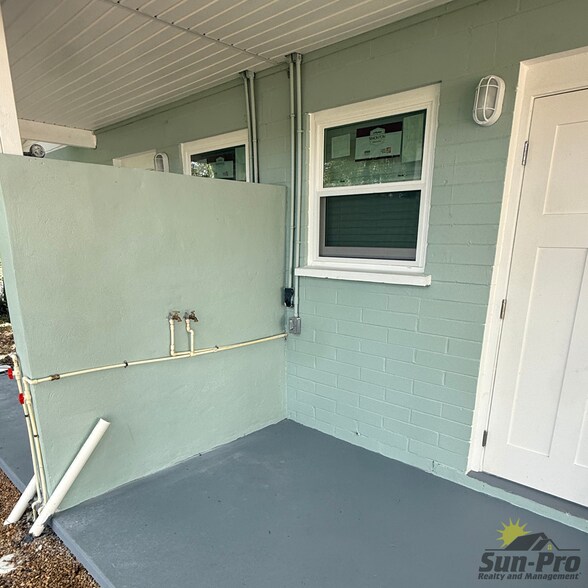 Building Photo - 750 Bethune St