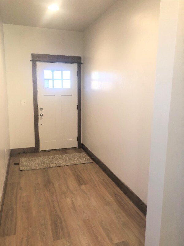 Building Photo - 1403 Westwood Cir