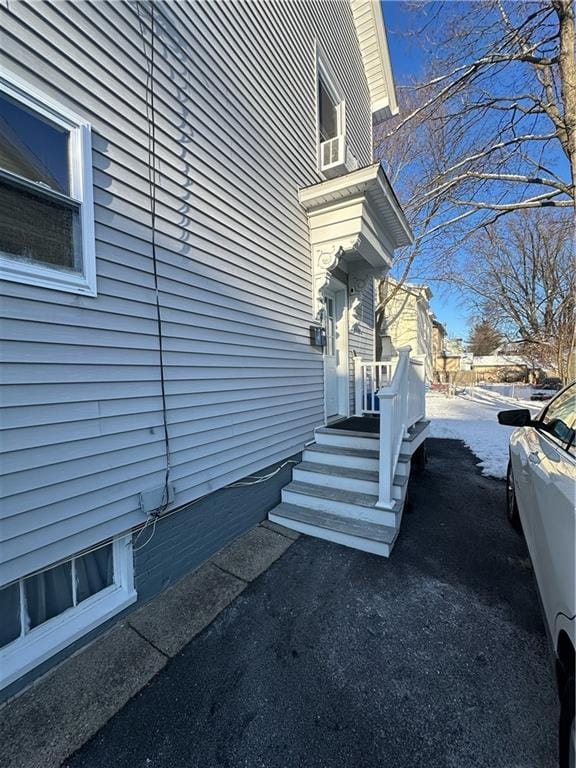 Building Photo - 35 Yates St