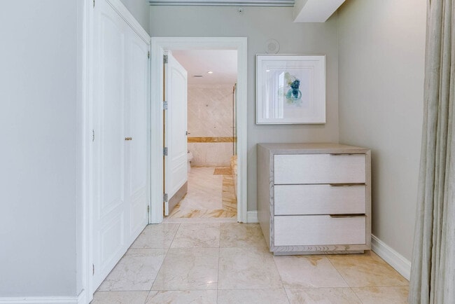 Building Photo - 101 Ocean Dr