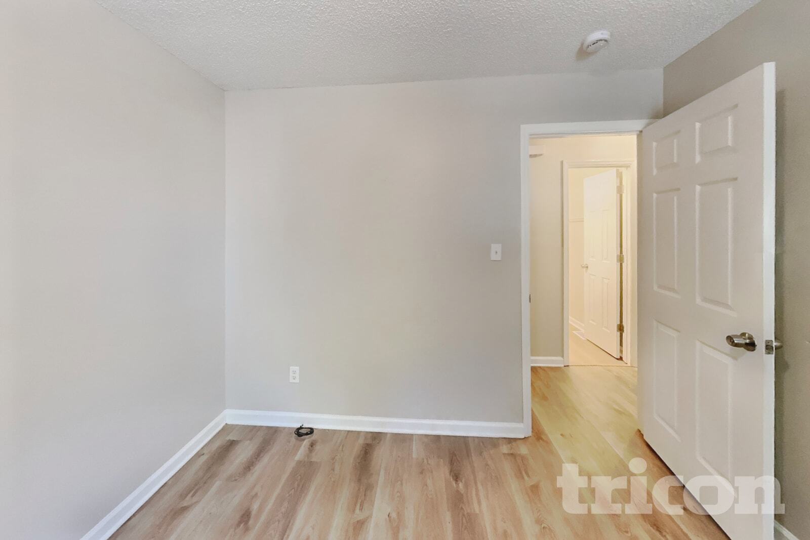 Building Photo - 417 Westonridge Run
