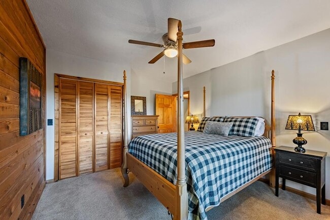 Building Photo - 212 Dogpatch Ln