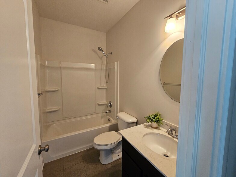 Building Photo - 7212 Cherry Creek Blvd