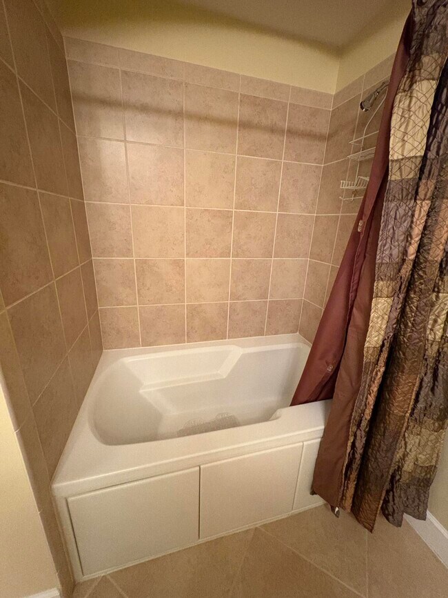 Building Photo - 2419 Renaissance Way