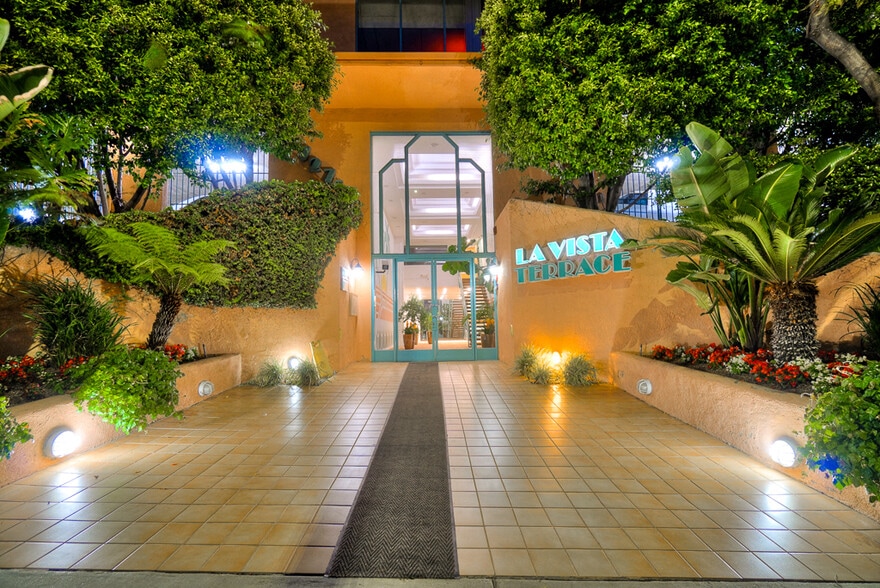 Building Photo - La Vista Terrace