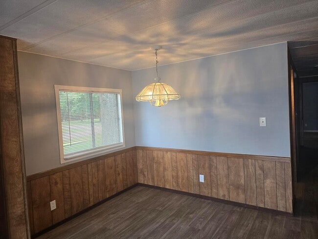 Building Photo - 21715 E Champagne Cir