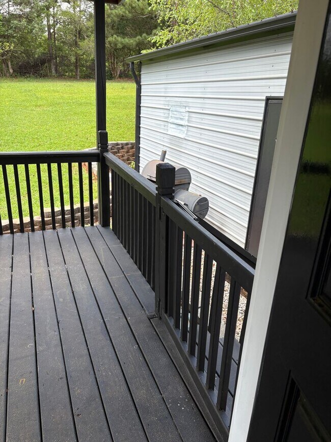 Building Photo - Lovely 3 Bedroom 2 Bath Home in Easley!! H...