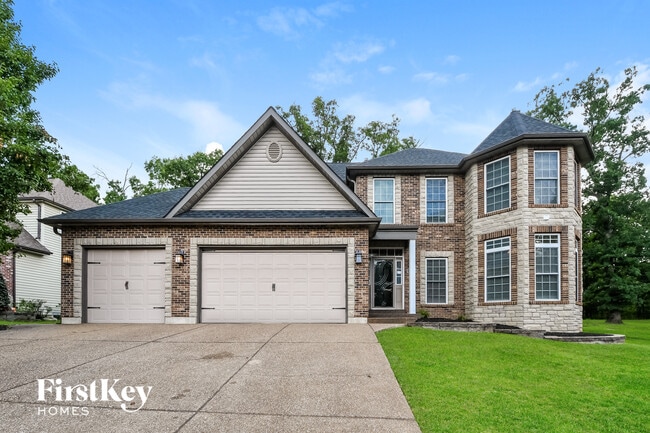 Building Photo - 32040 Fairway Dr N