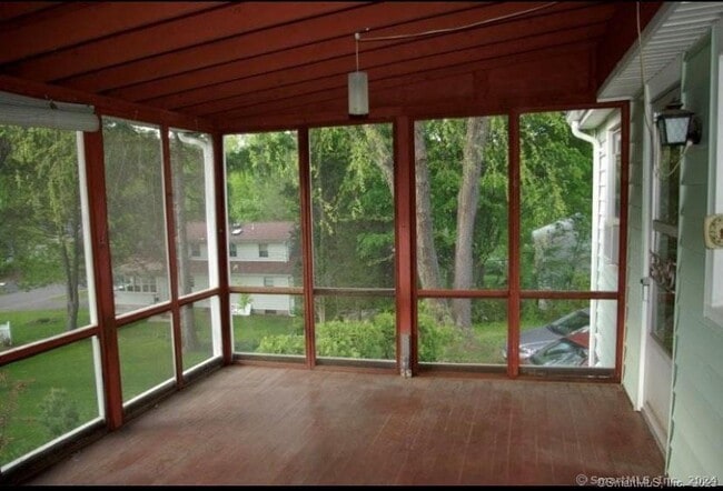 Building Photo - 46 Klarman Dr