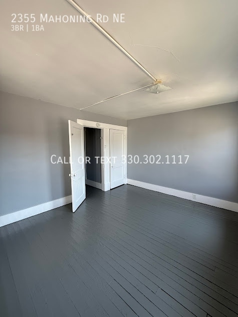 Building Photo - 2355 Mahoning Rd NE