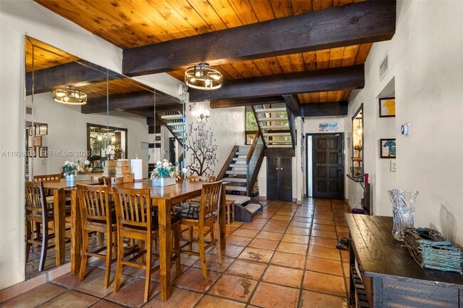 Building Photo - 19440 NE 26th Ave