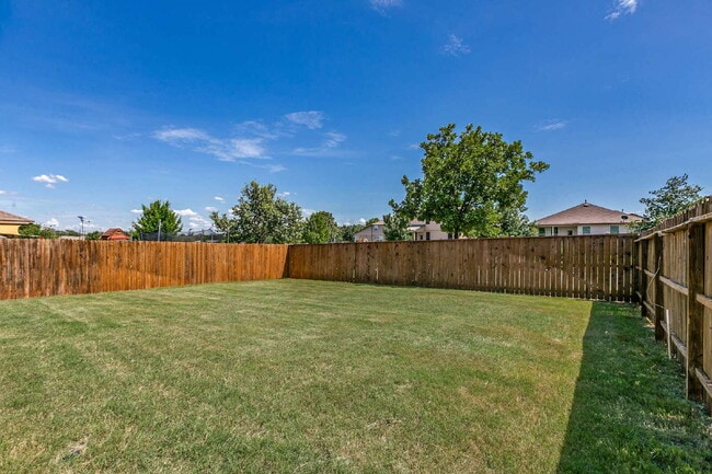 Building Photo - 15114 Cinnamon Teal